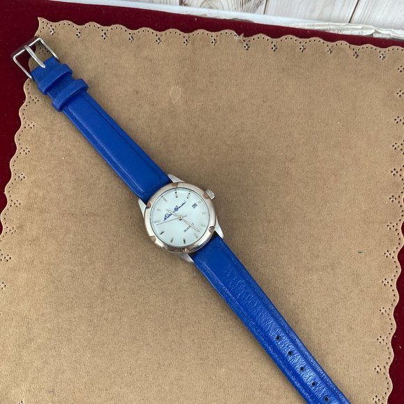 Vintage Silver Tone Eddie Bauer Watch New Blue 8 Inch Strap - Picture 4 of 7